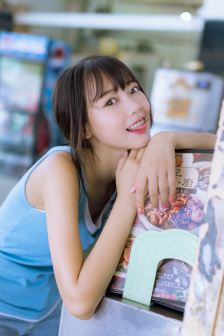 赤裸狂奔